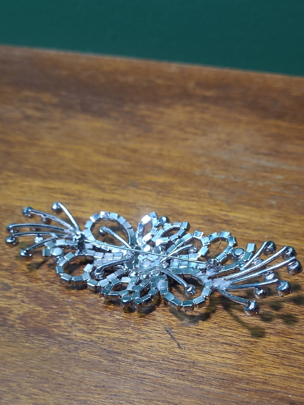 Crystal Rhinestone Brooch - Picture 4 of 4
